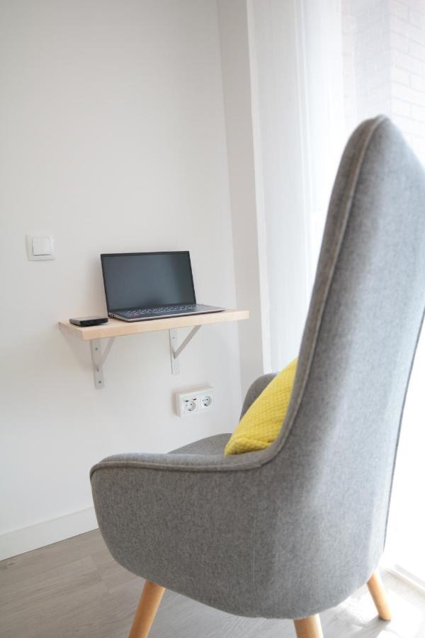 Modern Apartament Al Costat Del Parc De La Devesa 지로나 외부 사진